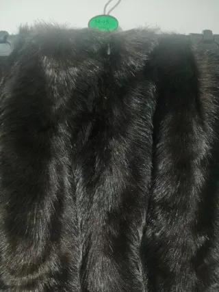 Falda negra imitación pelo