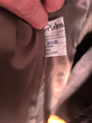 Chaquetón de piel marrón talla 52