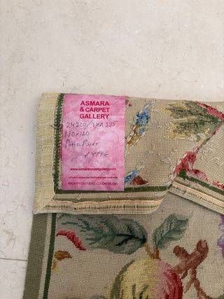 Alfombra Petit Point Floral Lana