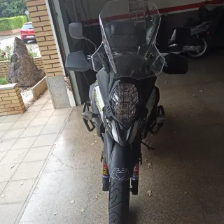 Suzuki V-Strom 650 XT. Trail