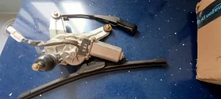 Limpiaparabrisas trasero con motor de Hyundai Getz