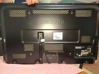 Televisor Samsung de 42" a reparar