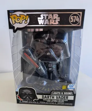 Funko Pop Darth Vader Jumbo 10" Luz y Sonido