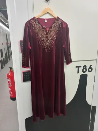 Vestido fiesta burdeos imitación terciopelo