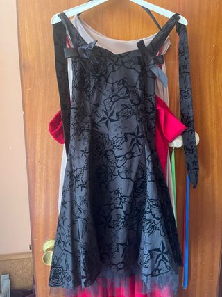 Vestido negro gótico pin up