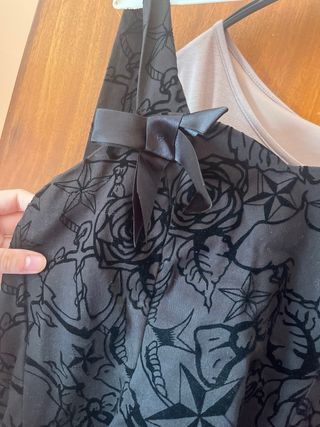 Vestido negro gótico pin up