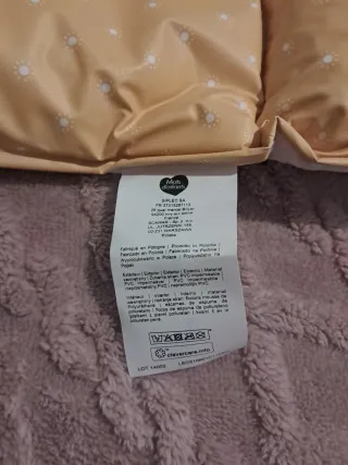 Colchoneta cambiador bebé estrellas