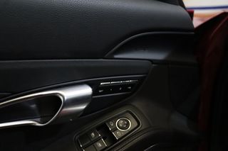 Porsche 718 Porsche 718 Boxster