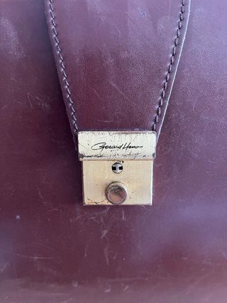 Maletín de piel marrón