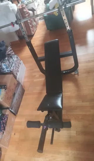 Banco de gimnasia multifuncional