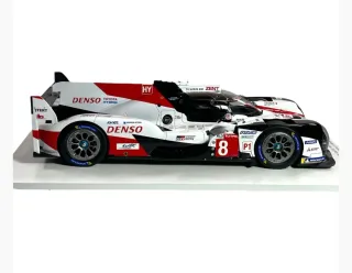 Toyota TS050 Alonso Spark 1:18