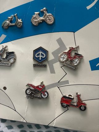 Colección de pines Piaggio