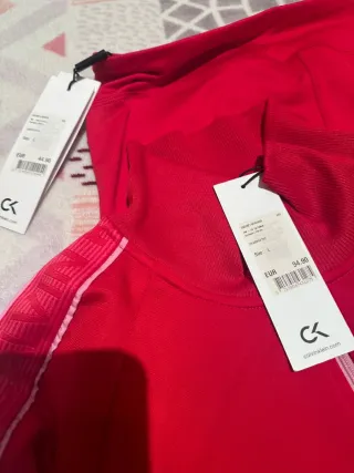 Calvin Klein Conjunto Malla y Sudadera Rojo Talla