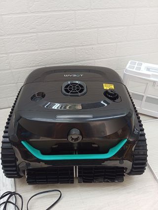 Robot de piscina sin cable WYBOT C2 Vision AI