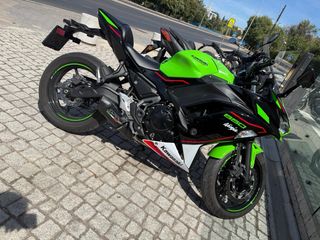 Kawasaki Ninja 650 KRT Edición Limitada 2021
