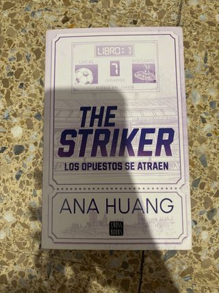 Dioses del juego 1. The Striker