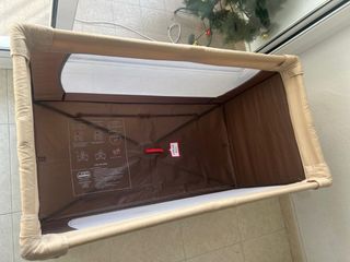 Cuna de viaje plegable