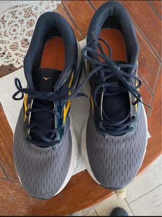 Mizuno Wave Prodigy 3 Scarpe da Ginnastica