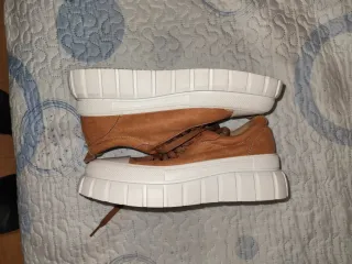 Zapatos traídos de colombia