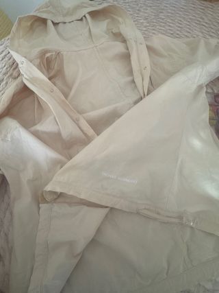 Falda,Camisa y chaqueta Burberry Beige y Blanca