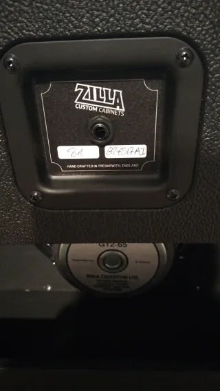 Zilla 1x12 Cabina Abierta/Cerrada Celestion G12 65