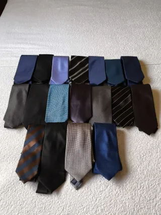 LOTE 18 CORBATAS HOMBRE TEX MAN ZARA TISSAIA ETC