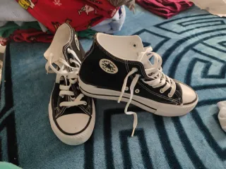 Zapatillas Converse Altas Negras y Blancas