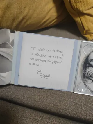 CD Beyoncé por Tommy Hilfiger True Star