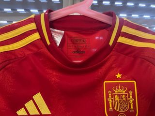 Equipación España niño 9-10 años Adidas...Bercelon