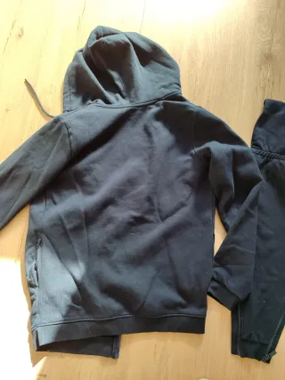 Sudadera embarazo y porteo Kiabi