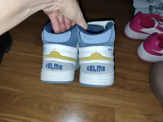 Botas Deportivas Kelme Talla 34