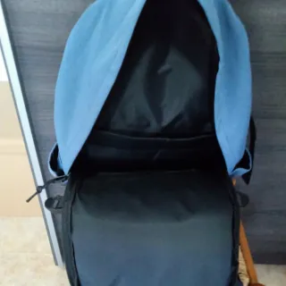 Mochila urbana 25L azul | Impermeable y cómoda
