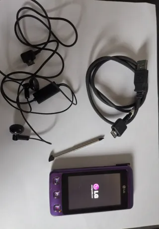 Móvil LG KP505 Morado