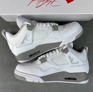 Nike Air Jordan 4 Talla 45