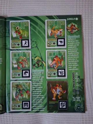 Álbum Invizimals Panini España 2011 (COMPLETO)