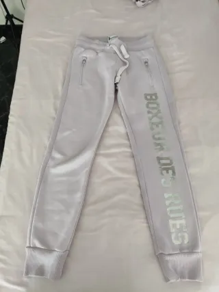 Conjunto deportivo Boxeur des Rues rosa y plata