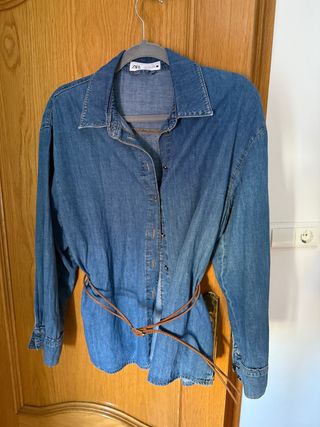 Camisa vaquera Zara