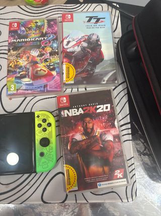 Nintendo Switch Joy-Con Morado y Verde