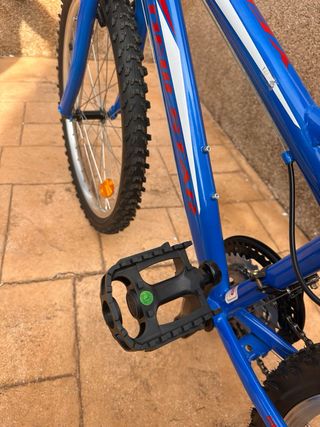 Bicicleta infantil azul