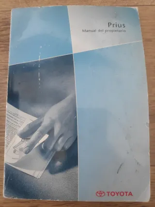 Manual del Propietario Toyota Prius serie 2