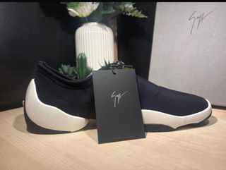 Zapatillas Giuseppe Zanotti Negras y Blancas