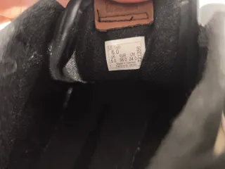 Zapatos Vans Negros y Marrones