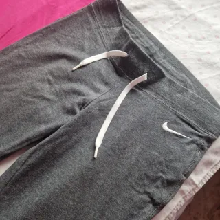 Pantalones chándal Nike algodón ajustados