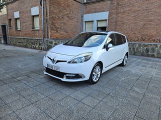 Renault Grand Scenic 2012