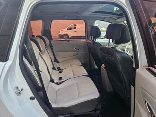 Renault Grand Scenic 2012