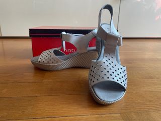 Sandalias cuña gris perla T.36