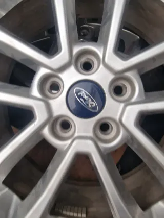 Llantas Ford Bridgestone 225/65 R17