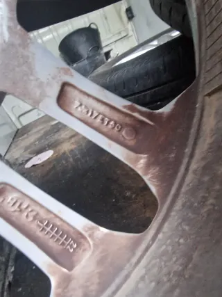 Llantas Ford Bridgestone 225/65 R17