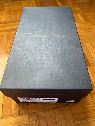 Zapatos de vestir Emidio Tucci negros con cordones