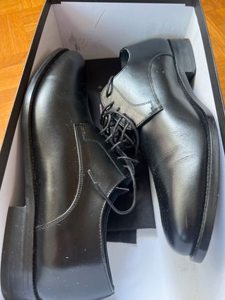 Zapatos de vestir Emidio Tucci negros con cordones